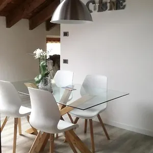 Relais + Private Parking Appartamento